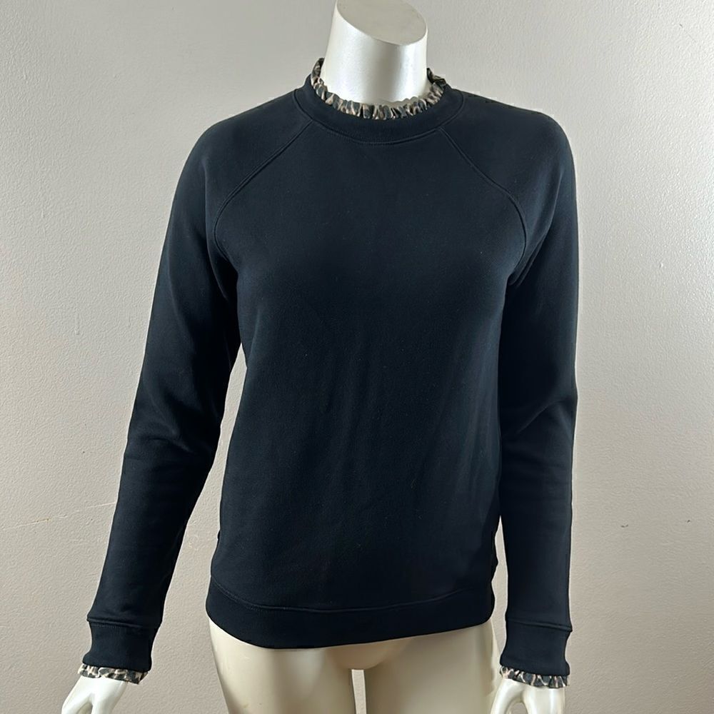 Women’s J CREW sweatshirt ruffle neck pullover size XS extra small animal print - Picture 1 of 10